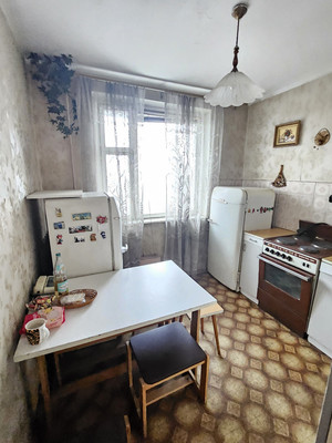 Продам однокомнатную (1-комн.) квартиру, Волжский б-р, 114Ак7, Москва г