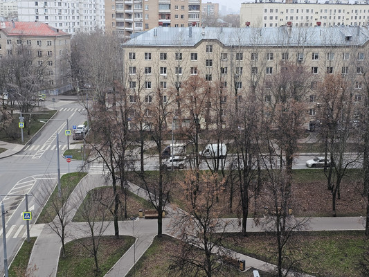 Продам однокомнатную (1-комн.) квартиру, Волжский б-р, 114Ак7, Москва г