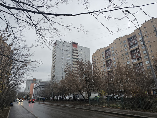 Продам однокомнатную (1-комн.) квартиру, Волжский б-р, 114Ак7, Москва г