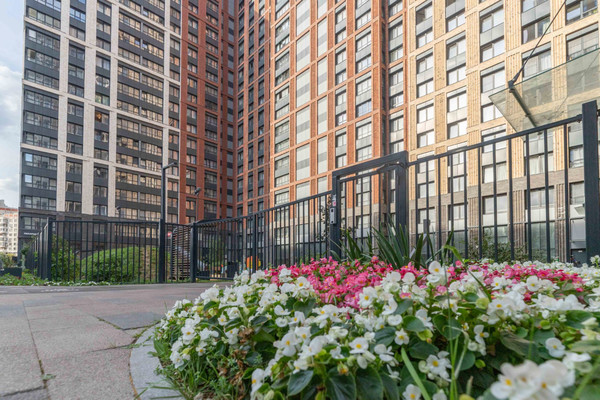 Продам двухкомнатную (2-комн.) квартиру, Клинская ул, 2ак7, Москва г