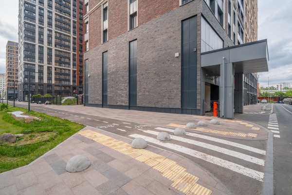 Продам двухкомнатную (2-комн.) квартиру, Клинская ул, 2ак7, Москва г