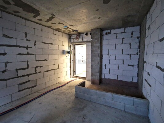 Продам однокомнатную (1-комн.) квартиру, Красного Маяка ул, 26А, Москва г