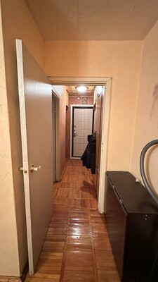 Продам двухкомнатную (2-комн.) квартиру, Дубнинская ул, 10к2, Москва г