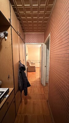 Продам двухкомнатную (2-комн.) квартиру, Дубнинская ул, 10к2, Москва г