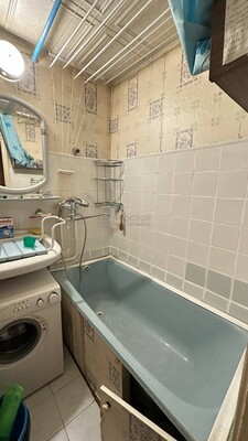 Продам двухкомнатную (2-комн.) квартиру, Дубнинская ул, 10к2, Москва г