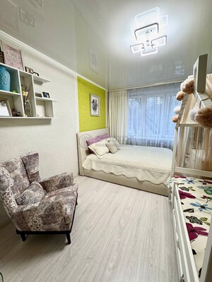 Продам комнату в 2-комн. квартире, Академика Комарова ул, 18А, Москва г