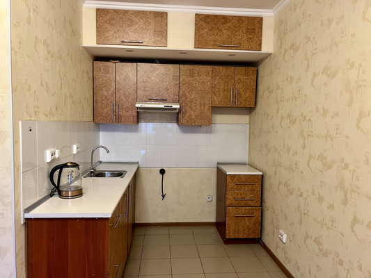 Продам однокомнатную (1-комн.) квартиру, Окуловская ул, 7ак1, Шушары п