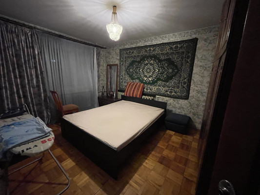 Продам двухкомнатную (2-комн.) квартиру, Серова ул, 11, Казань г