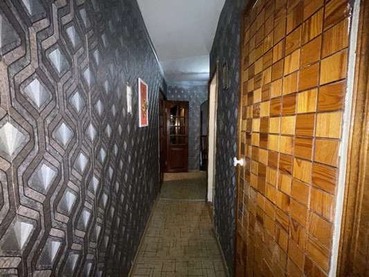 Продам двухкомнатную (2-комн.) квартиру, Серова ул, 11, Казань г