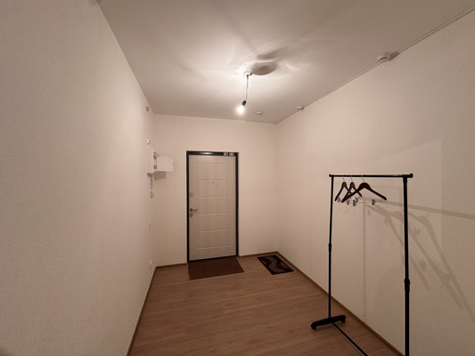 Продам многокомнатную квартиру, Лидии Зверевой ул, 9к1, Санкт-Петербург г