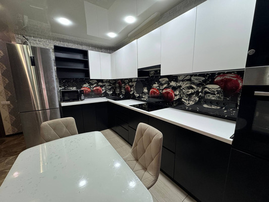 Продам многокомнатную квартиру, Лазо ул, 78, Комсомольск-на-Амуре г