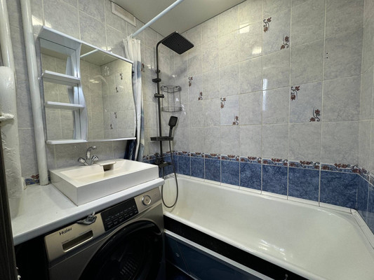 Продам многокомнатную квартиру, Лазо ул, 78, Комсомольск-на-Амуре г