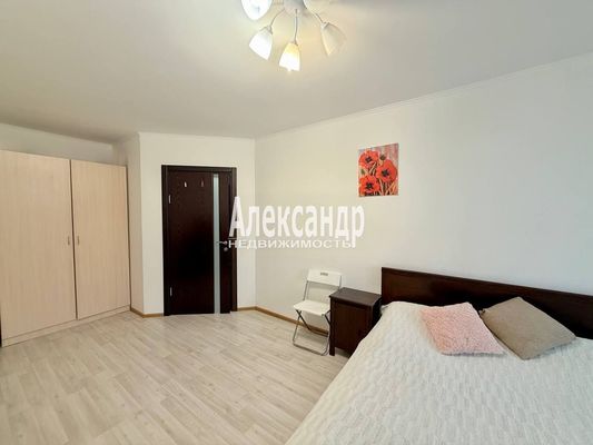 Продам однокомнатную (1-комн.) квартиру, Шоссе в Лаврики ул, 59к1, Мурино п