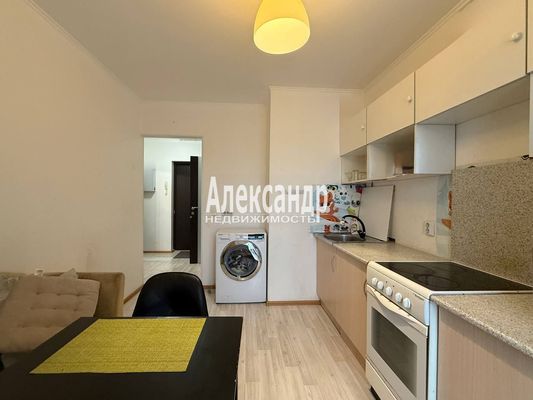 Продам однокомнатную (1-комн.) квартиру, Шоссе в Лаврики ул, 59к1, Мурино п