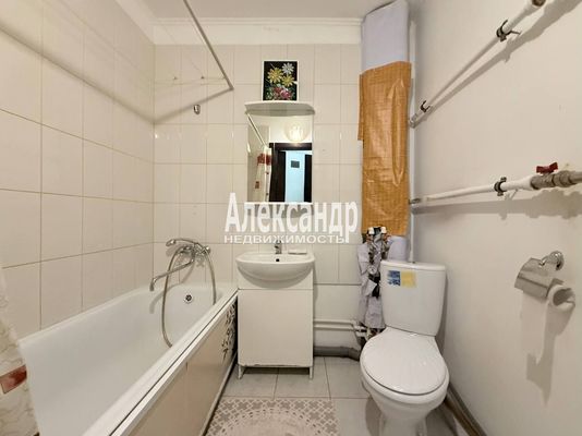 Продам однокомнатную (1-комн.) квартиру, Шоссе в Лаврики ул, 59к1, Мурино п