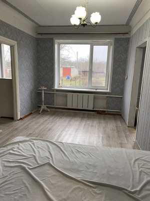 Продам двухкомнатную (2-комн.) квартиру, Школьная ул, 13, Теплое п