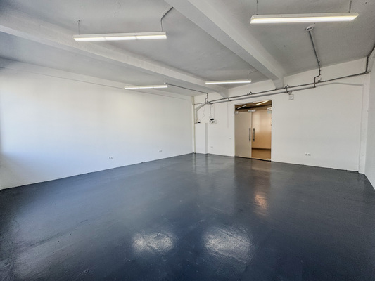 Сдам коммерческое помещение 48,9 м2, Ленина пр-кт, 49, Екатеринбург г