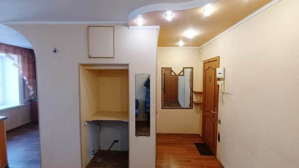 Продам двухкомнатную (2-комн.) квартиру, Тузовского (Орджоникидзевский р-н) ул, 10, Новокузнецк г