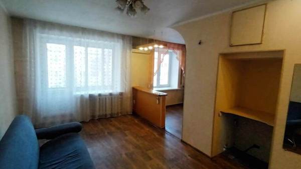 Продам двухкомнатную (2-комн.) квартиру, Тузовского (Орджоникидзевский р-н) ул, 10, Новокузнецк г