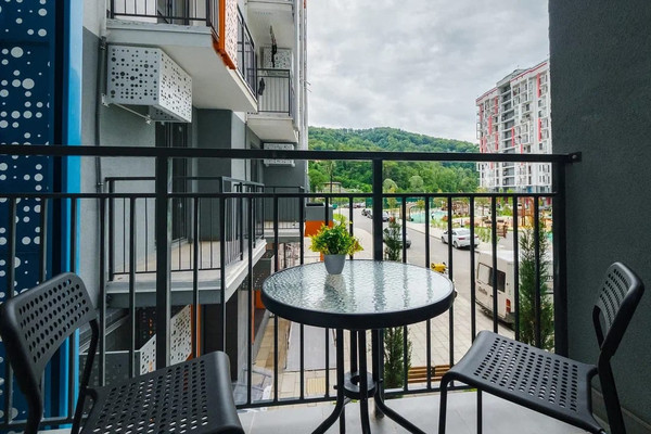 Продам однокомнатную (1-комн.) квартиру, Искры (Адлерский р-н) ул, 88к8, Сочи г