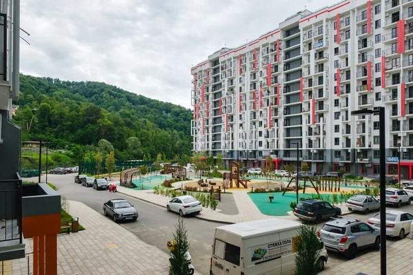 Продам однокомнатную (1-комн.) квартиру, Искры (Адлерский р-н) ул, 88к8, Сочи г