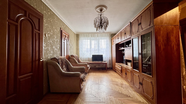 Продам трехкомнатную (3-комн.) квартиру, Кирова ул, 3ка, Нальчик г