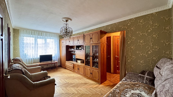 Продам трехкомнатную (3-комн.) квартиру, Кирова ул, 3ка, Нальчик г