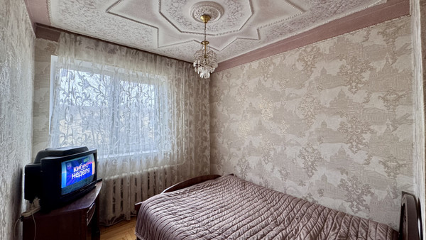 Продам трехкомнатную (3-комн.) квартиру, Кирова ул, 3ка, Нальчик г