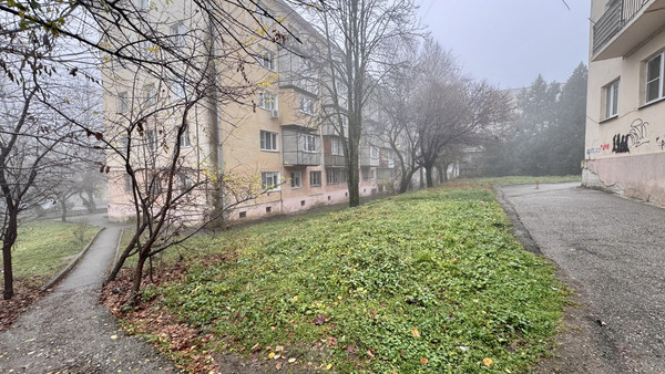 Продам трехкомнатную (3-комн.) квартиру, Кирова ул, 3ка, Нальчик г