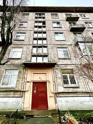 Продам трехкомнатную (3-комн.) квартиру, Ольминского ул, 22, Санкт-Петербург г