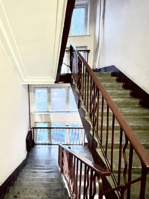 Продам трехкомнатную (3-комн.) квартиру, Ольминского ул, 22, Санкт-Петербург г