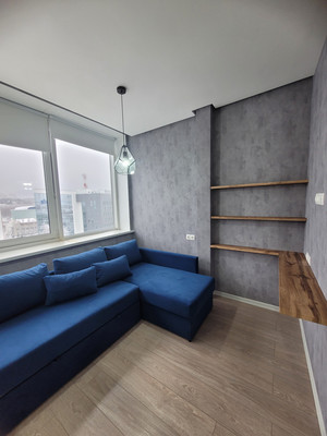 Продам двухкомнатную (2-комн.) квартиру, Комсомольская ул, 58, Ханты-Мансийск г