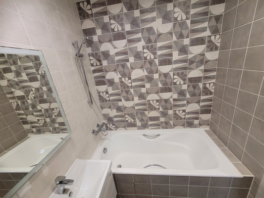 Продам двухкомнатную (2-комн.) квартиру, Комсомольская ул, 58, Ханты-Мансийск г