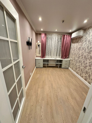 Продам двухкомнатную (2-комн.) квартиру, Щёлковское ш, 21к1, Москва г