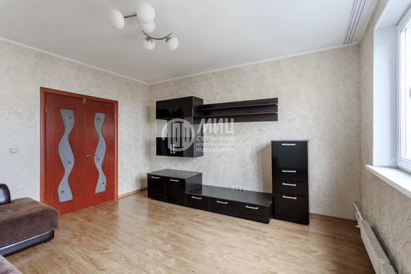 Продам двухкомнатную (2-комн.) квартиру, Елецкая ул, 9к2, Москва г