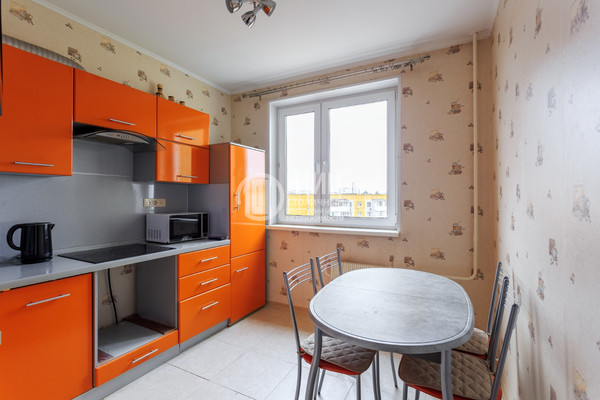 Продам двухкомнатную (2-комн.) квартиру, Елецкая ул, 9к2, Москва г