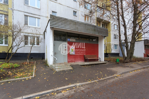 Продам двухкомнатную (2-комн.) квартиру, Елецкая ул, 9к2, Москва г