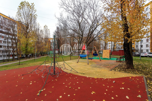 Продам двухкомнатную (2-комн.) квартиру, Елецкая ул, 9к2, Москва г