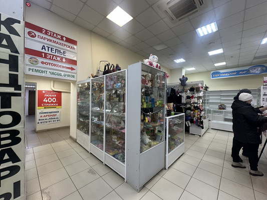 Сдам коммерческое помещение 200 м2, Хусаина Мавлютова ул, 17, Казань г