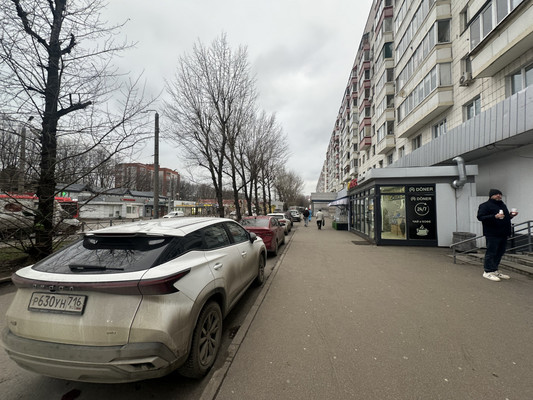 Сдам коммерческое помещение 200 м2, Хусаина Мавлютова ул, 17, Казань г