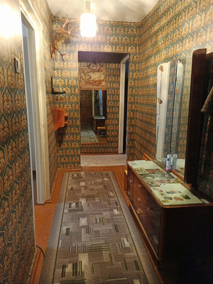 Продам двухкомнатную (2-комн.) квартиру, Кольский пр-кт, 102, Мурманск г