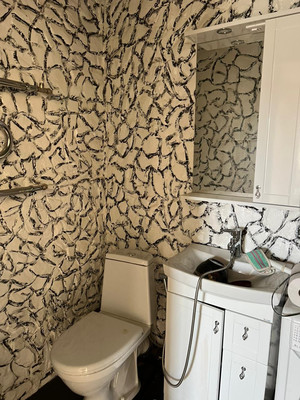 Продам трехкомнатную (3-комн.) квартиру, Горького ул, 14, Мичуринский п