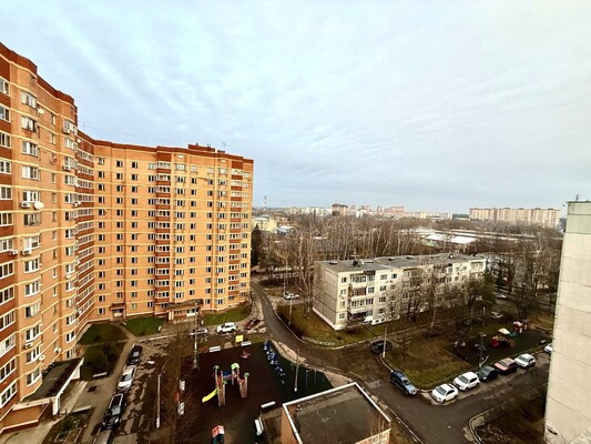 Продам комнату в 2-комн. квартире, 11 Саперов ул, 3, Нахабино рп