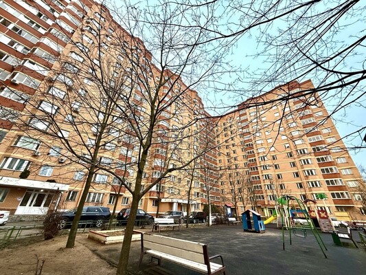 Продам комнату в 2-комн. квартире, 11 Саперов ул, 3, Нахабино рп