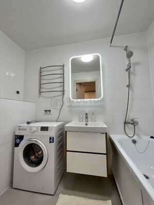 Продам однокомнатную (1-комн.) квартиру, Кольская ул, 8к2, Москва г