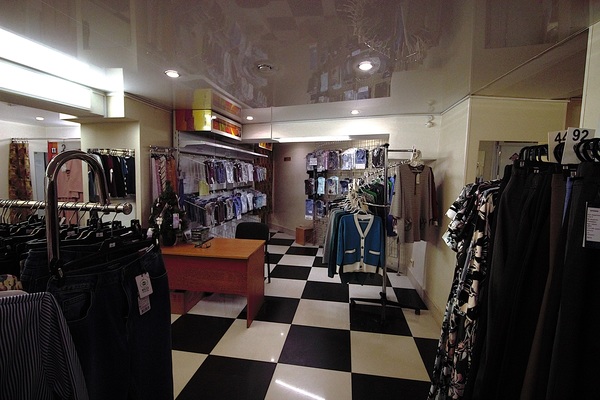 Сдам торговое помещение 140 м2, Мельковская ул, 2Б, Екатеринбург г