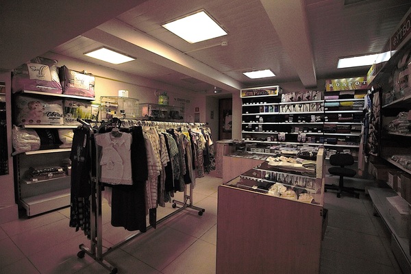 Сдам торговое помещение 140 м2, Мельковская ул, 2Б, Екатеринбург г