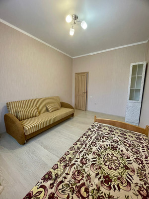 Продам однокомнатную (1-комн.) квартиру, Крылатская ул, 9, Краснодар г