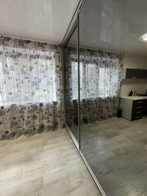 Продам двухкомнатную (2-комн.) квартиру, Крымских Партизан ул, 25, Симферополь г