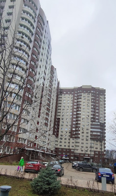 Продам трехкомнатную (3-комн.) квартиру, 7, СНТ Щербинка тер